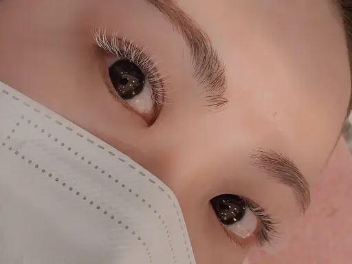 【🎀ナチュラル旬顔🎀】✨️エクパー✨️まつエク上80本➕まつげパーマ