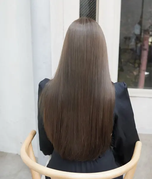 《 新規限定❗️》🪞髪質改善🪞うる艶透明感カラー＋高濃度水素ウルトワトリートメント✨艶々美髪へ🕊️