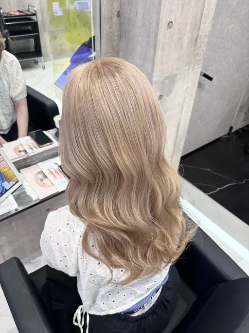 “初カラーにオススメ❕”ブリーチ有or無 選べるケアダブルカラー＆3stepトリートメント🍜🍥