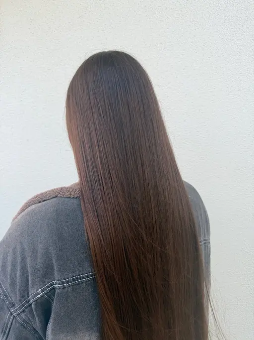 平日13時以降限定4STEPAujua(オージュア）トリートメント/シャンプーブロー込み