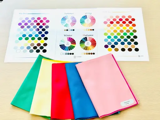 🌸120色のドレープをあてて診断♪🌸12タイプパーソナルカラー診断♪