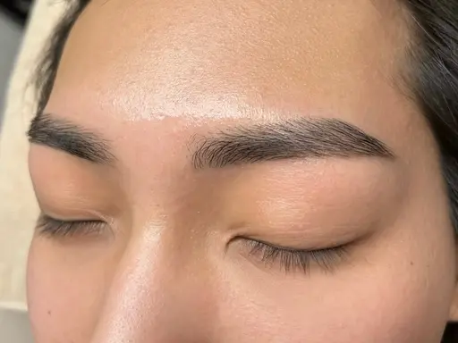 《4/15〜16のみ限定》口コミ必須‼️初心者でも安心!モテるイケメン眉に⛓️メンズ眉毛WAX