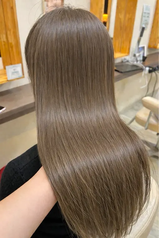 【ブリーチなしダブルカラー】低ダメージで赤みのない透明感カラー🌿メンテナンスカット✨カラートリートメント込み🤍