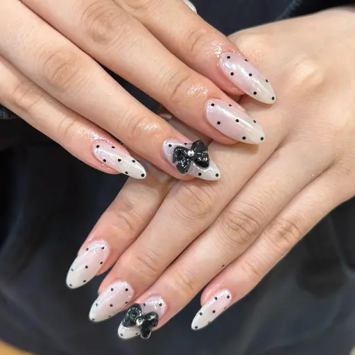 🐈⬛🖤4/9限定6500→5500オフあり持ち込みデザイン(事前相談必須)/パラジェル