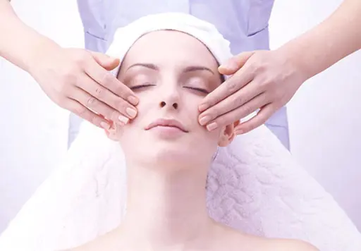 酵素（美白）　リップアップエステ