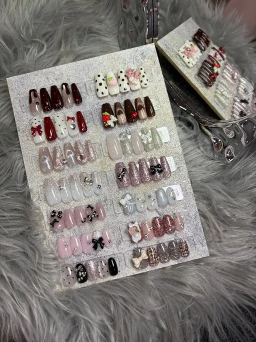 自爪✨春限定お得定額アートA¥8800🎀🤍💎✨