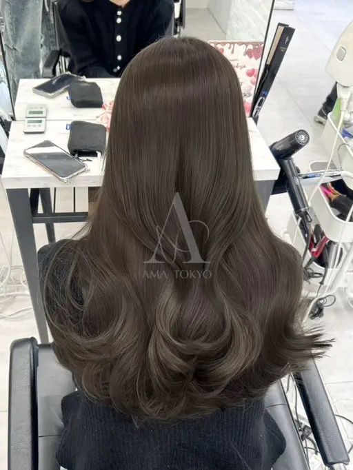 トーンダウンカラー