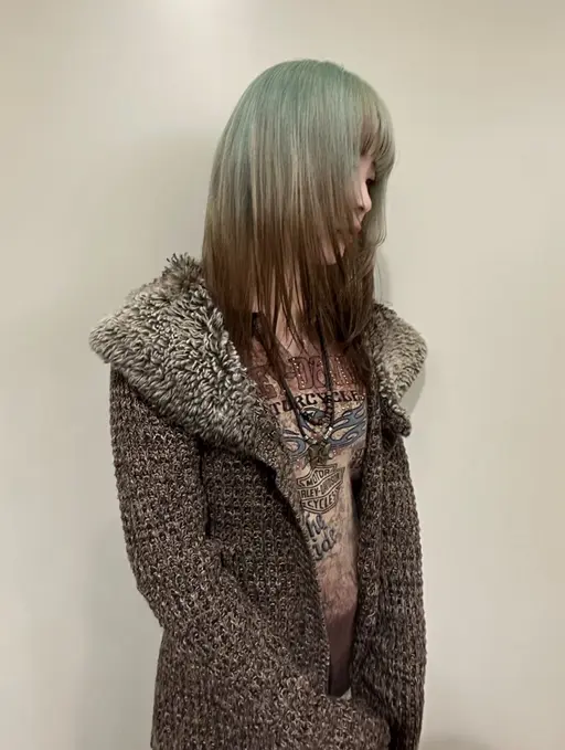 U-25限定⭐️ ブリーチ➕デザインカラー (口コミ有でトリートメントサービス)