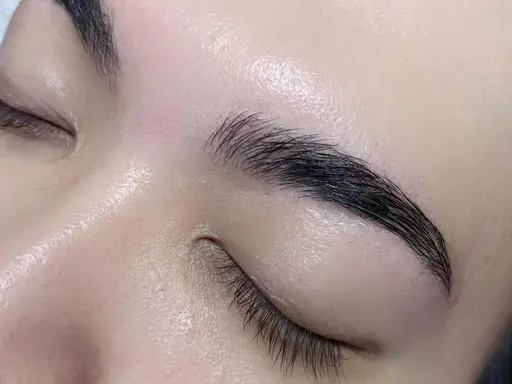 【美眉アイブロウ🌈🤍✨】 眉毛ワックス/毛抜き&間引きも🉑/眉メイクお仕上げ🫶🏻　※土日＋500円