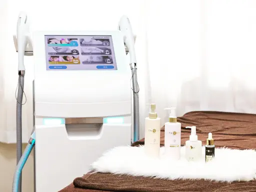 🚺🉐バイマッハPROイオン導入脱毛♢全身(顔、身体全体V.i.O込み)一回13000円→9000円と今なら🉐🌟