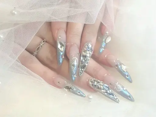 《オフあり》【チップ長さだし】アート150分コース🎀新規ソフトジェルオフ無料〔ミニモ限定🎁大きいパーツ１つ無料〕