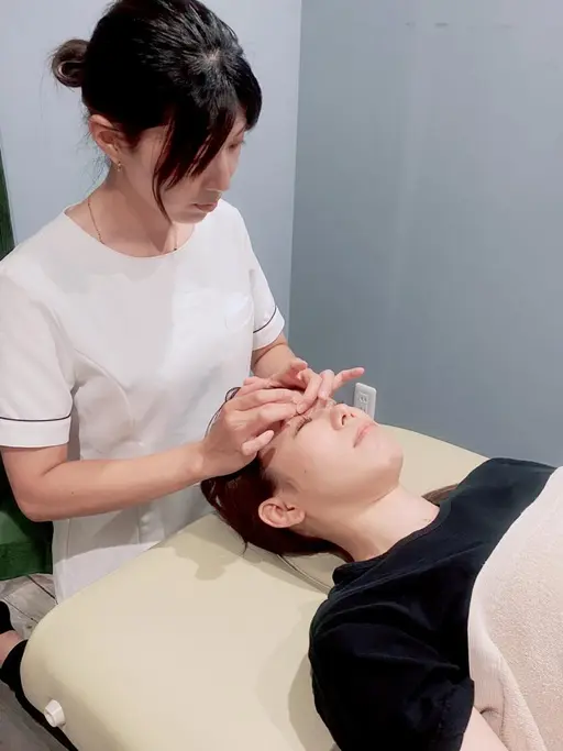 🖤💙人気No.1✨小顔整体&BBLで速攻小顔💙🖤
