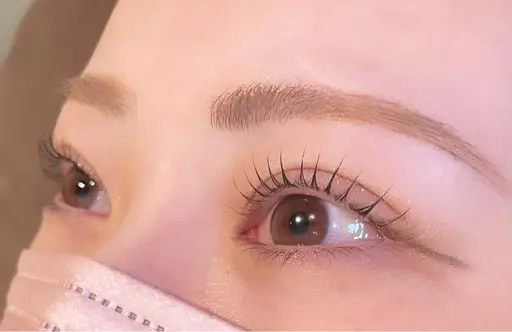 【ご新規様】ダメージレスラッシュリフト(上)🌿[ アイシャンプー/トリートメント付き ]