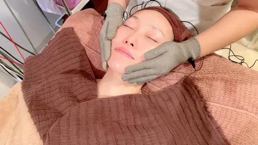 ミラクルウェーブリフトアップコース