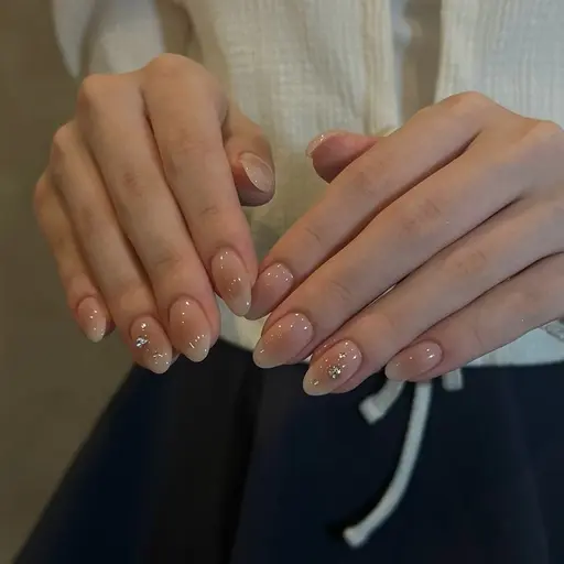 オフありチークネイル