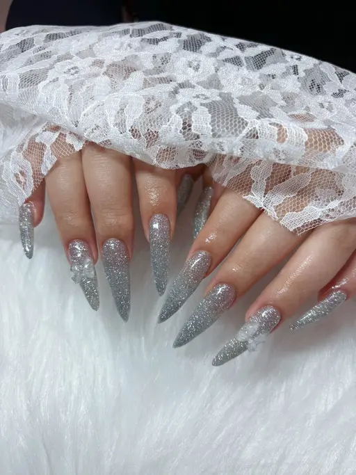 【オフ有】マグネットネイルorフラッシュネイル🎀