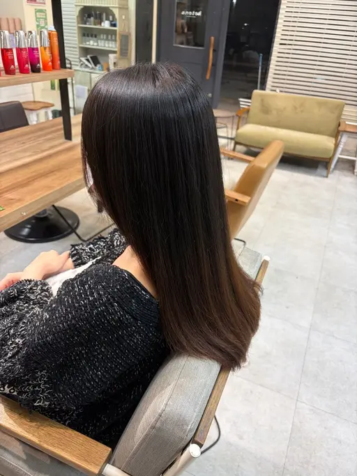 縮毛矯正＋クイックトリートメント✨️