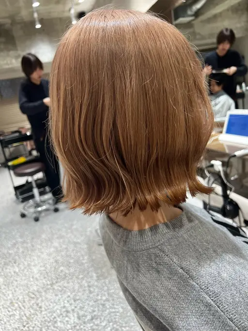 カット➕ブリーチ➕カラー＋ヘアミスト！