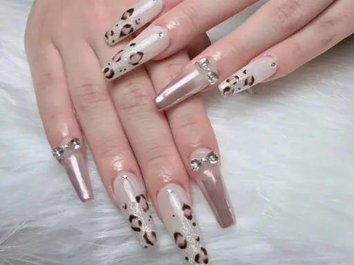 【長さだし10本】◆つけ放題120分◇持込・提案OK 《ソフトジェルオフ無料》