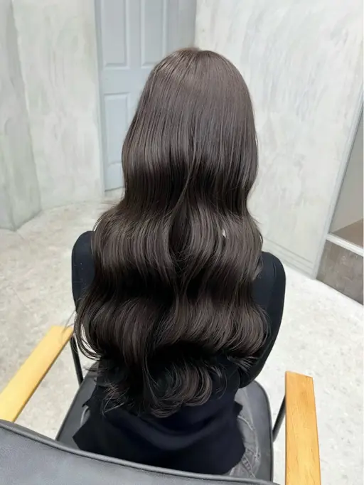 土日祝+¥2000シャンプーブロー&クイックトリートメント💫選べるストレートorコテ巻き仕上げ💫