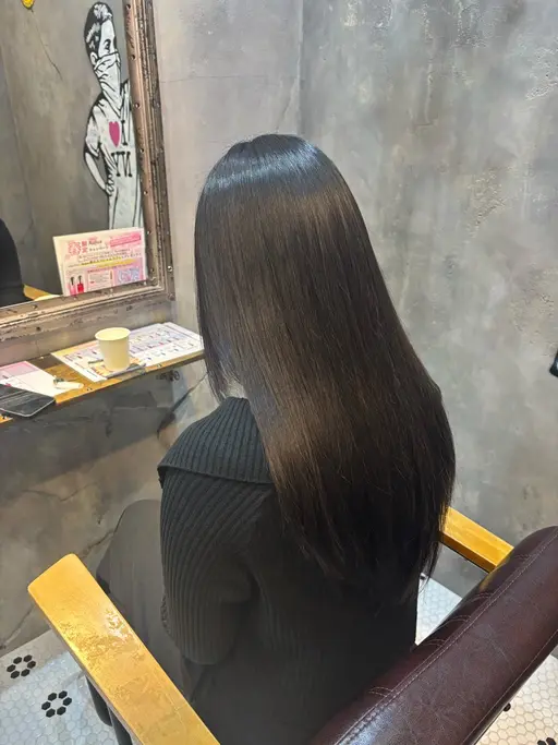ノンダメージ縮毛矯正+カット+クイックトリートメント❤️