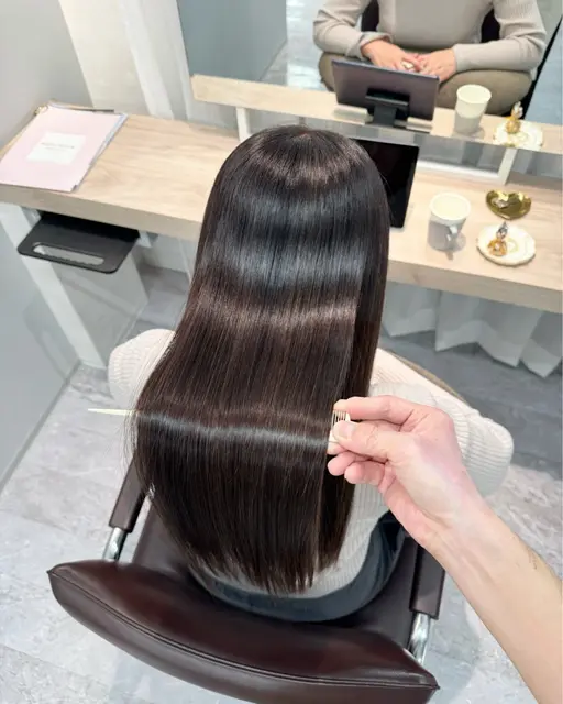 ✨💎【ミニモ学割U-24】カット+透明感カラー+トリートメント💎✨