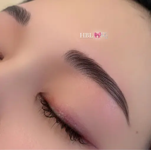 «アイブロウ»  HBL ハリウッドブロウリフト🩷ྀི