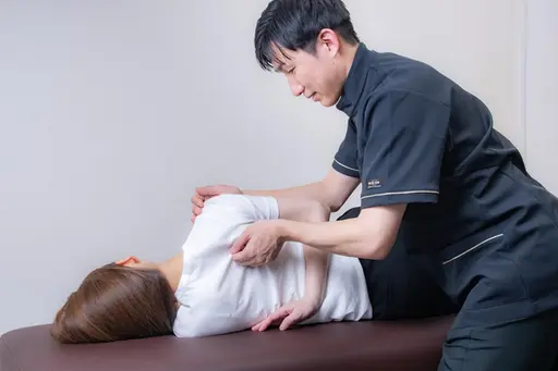 【口コミ投稿💛限定価格3800→0円!】当店独自の技術✨小顔整体コルギ 身体を根本から改善し小顔へ