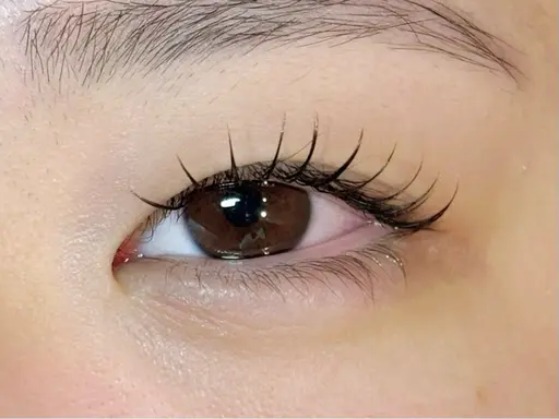 【モデル】シングルエクステ​〜​140本まで