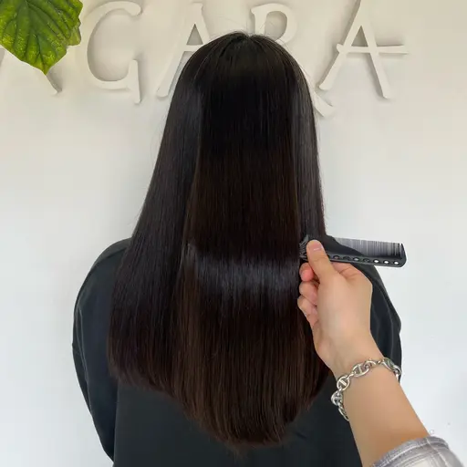 🌺5月限定🌺【梅雨前におすすめ✨】うるツヤ美髪縮毛矯正🩵🪽‪➕カット✂️➕1step treatment🧴