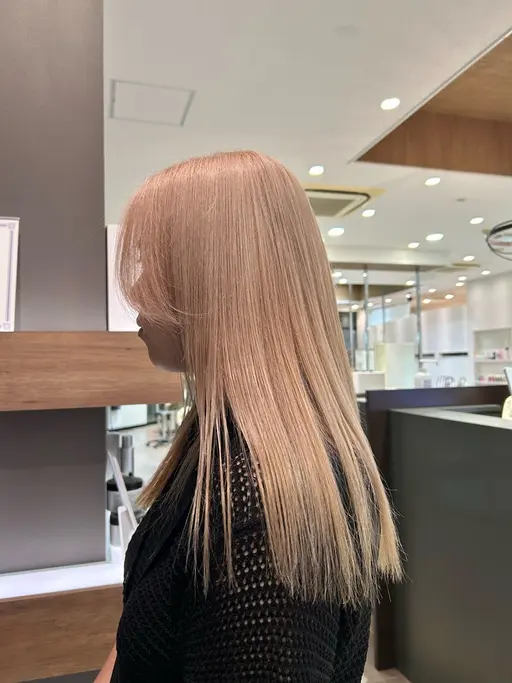 【透明感のあるカラーしたい方🫧】ブリーチ+カラー+カット(2回目ブリーチ➕¥7700、1.5h)