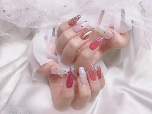 🌸春限定🌸🉐持ち込みデザインコース (アート目安5​〜​8本)