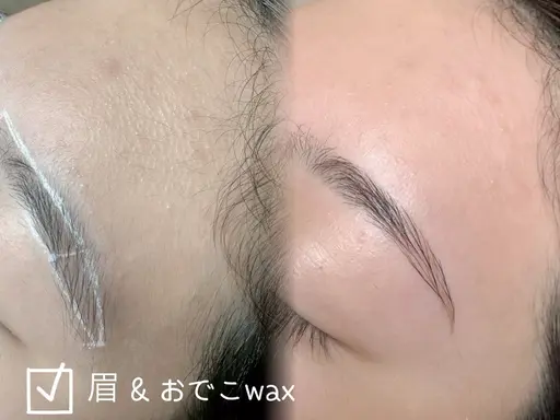 おでこ　✖️ 眉毛ワックス