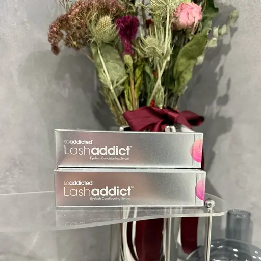 ︎︎⟡ 𝗹𝗮𝘀𝗵 𝗮𝗱𝗱𝗶𝗰𝘁(ラッシュアディクト コンディショニングセラム アドバンス𝟧ml)