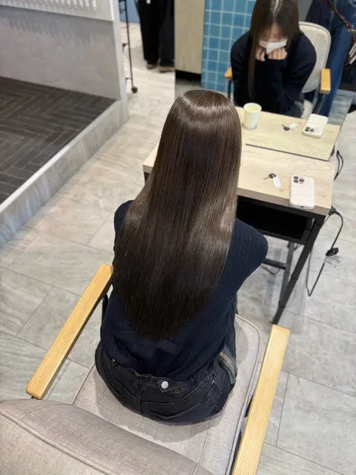 カット✂️➕縮毛矯正➕トリートメント