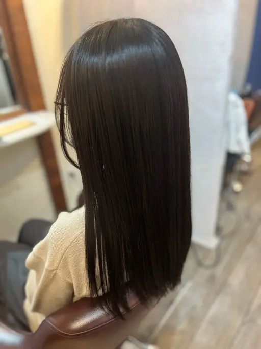 縮毛矯正＋髪ツヤトリートメント