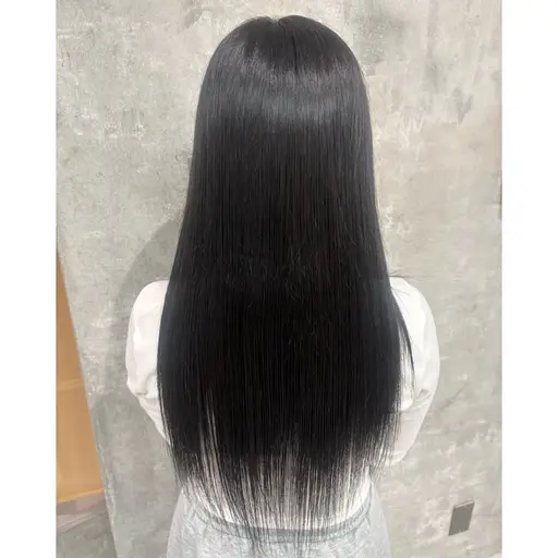 【縮毛矯正】✨毎週土曜日限定✨癖やうねりが気になる方🌀内部補修トリートメントつき🫧ブロー代込み⭐️