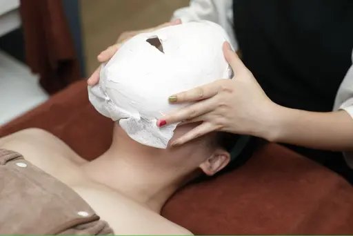 🌷小顔矯正 （引き締め石膏パック付♪>小顔コルギ90分 8800