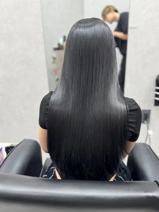【撮影可能な方限定】【セミロングorロングの方限定】カット＋ケアカラー＋髪質改善Tr