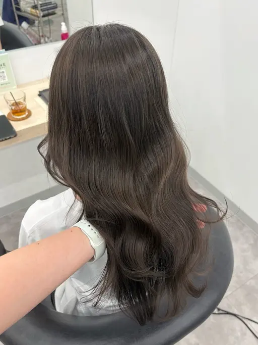 【平日限定特別価格！❤️‍🔥】似合わせカット＋艶カラー.⋆𝜗𝜚