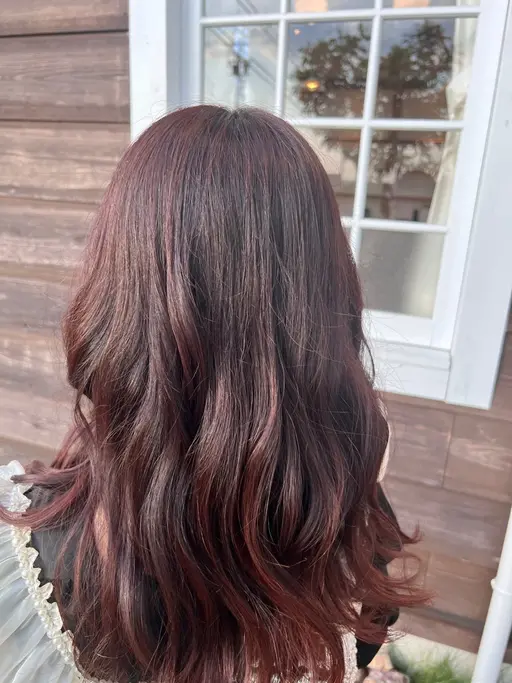 【5.6月限定✨️】『選べるヘアケア商品付き』カット➕髪質改善水素カラー➕トリートメント