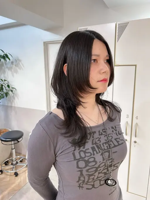 【撮影可能な方のみ】【10代〜30代】レイヤーウルフ・ハッシュカット+トリートメント