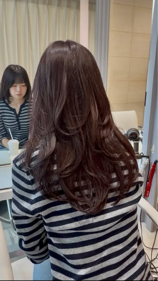【🙇‍♀️お写真を撮らせていただける方🙇‍♀️】🍇ハッシュカット+艶カラー+オージュアトリートメント🍇