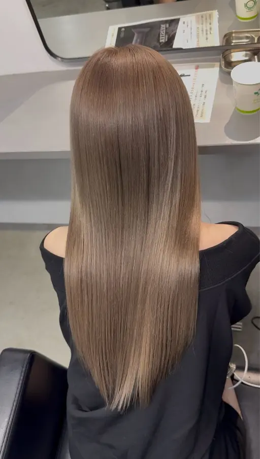 【高校卒業生限定】🍀💞ダメージレスケアブリーチ+カラー+Dプレックストリートメント