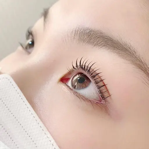 👩🏻‍🎓《学割U24》🟨まつげパーマ