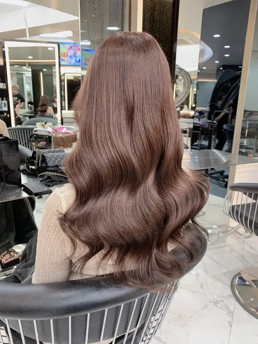 【𝐨𝐧𝐞 𝐜𝐨𝐥𝐨𝐫】透明感たっぷり🫧✨うる艶カラー