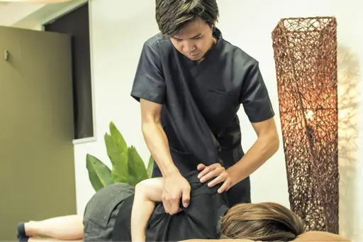 《💫骨格姿勢矯正コース💫》身体の歪み･姿勢･肩こり疲れ改善🧖‍♀️ダイエット効果も🥳👏小顔セット人気