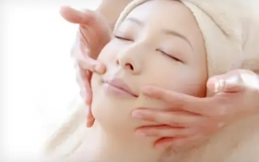 疲れを癒したいあなたへ🌈✨オールハンドのフェイシャルマッサージコース❤️60分※敏感肌の方でも可能です