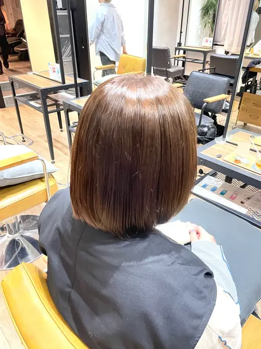 〖人気𝐍𝐨. 𝟏❣️〗‪‎𓊆透明感たっぷりイルミナカラー🫧➕似合わせカット✂️𓊇➕7種トリートメント付き🥣