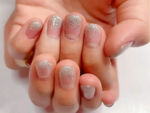 💅ハンドジェルネイル🫧ラメグラデーション🫧
